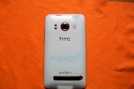 HTC EVO in White Uniform is Here, Full 5 Days Earlier. Is Droid X Responsible?
