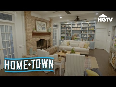 A Southern Dream | Home Town (Rewind) | HGTV