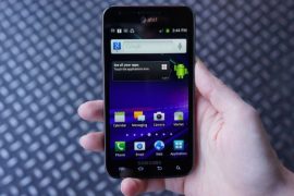 Touch Clockworkmod Recovery for AT&T Skyrocket, too!