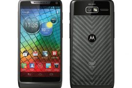 Orange and T-Mobile launch Motorola RAZR i in UK, pricing available