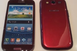 Red Galaxy S3 for Canada coming soon, dummy units reach Bell and Virgin Mobile stores