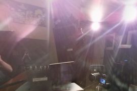 Nexus 4 Camera also has purple lens flare