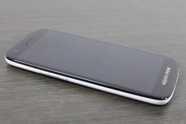 Sharp Aquos Full HD 1080p Phone launches in Russia, Priced 540 Euros approx