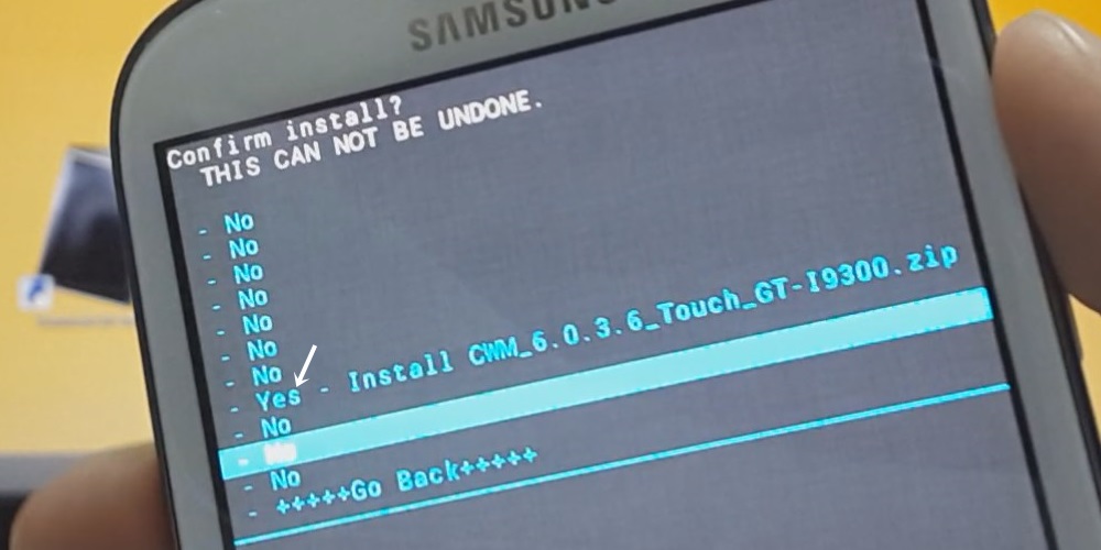 Select Yes to Confirm CWM Installation