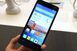 InFocus M550 is a smartphone with glasses-free 3D display