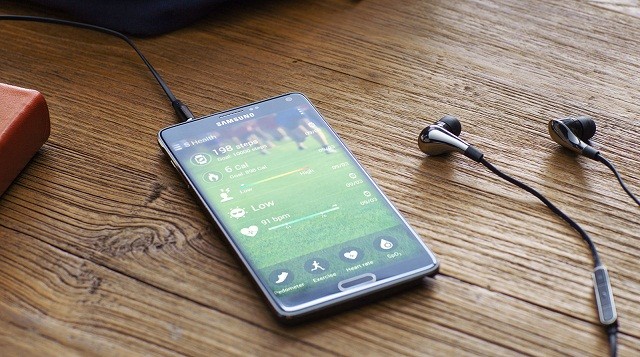 partner response longitude Samsung Galaxy Note 5 not to have a micro SD card slot