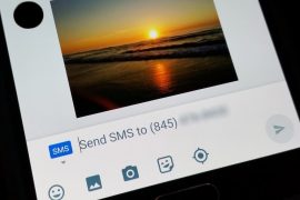 How to Save a Picture Text on Android