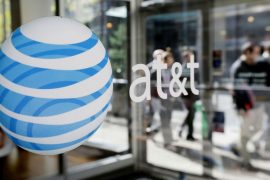 AT&T releases new updates for Galaxy S7, S7 Edge, S7 Active, LG K20 and Moto Z2 Force