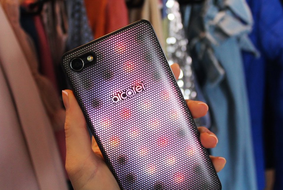 Alcatel A5 LED