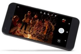Google Pixel Deal: Get refurbished 32GB Pixel for $400 and Pixel XL for $450 at Woot