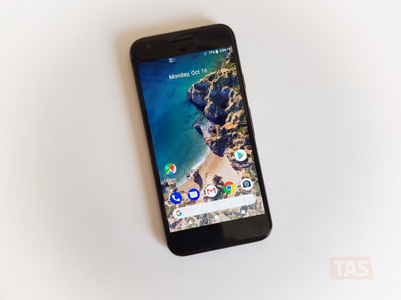 FYI: You cannot remove Google search bar at bottom on Pixel 2 Launcher