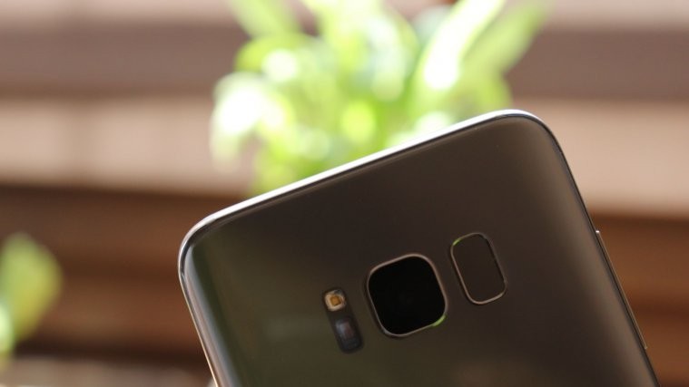 Galaxy S8 screen dimming problem