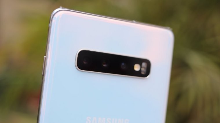 Samsung Galaxy S10 Plus Spotify and YouTube Premium offer