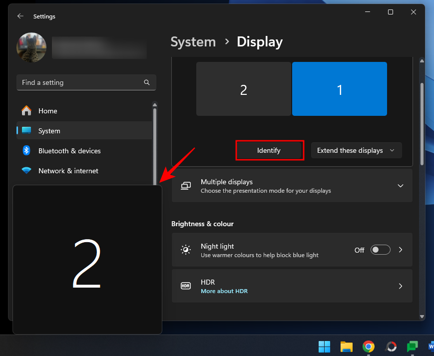 如何在 Windows 11 上的双显示器上设置两种不同的背景