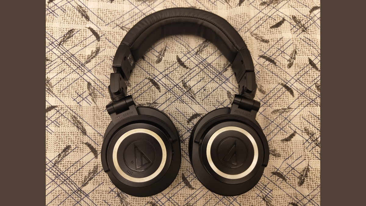 Audio Technica ATH-M50xBT2: Studio Headphones for Audiophiles