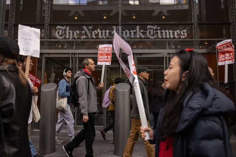 NYT Tech Workers on Strike Are Creating Alternatives to NYT’s Daily Puzzle Games