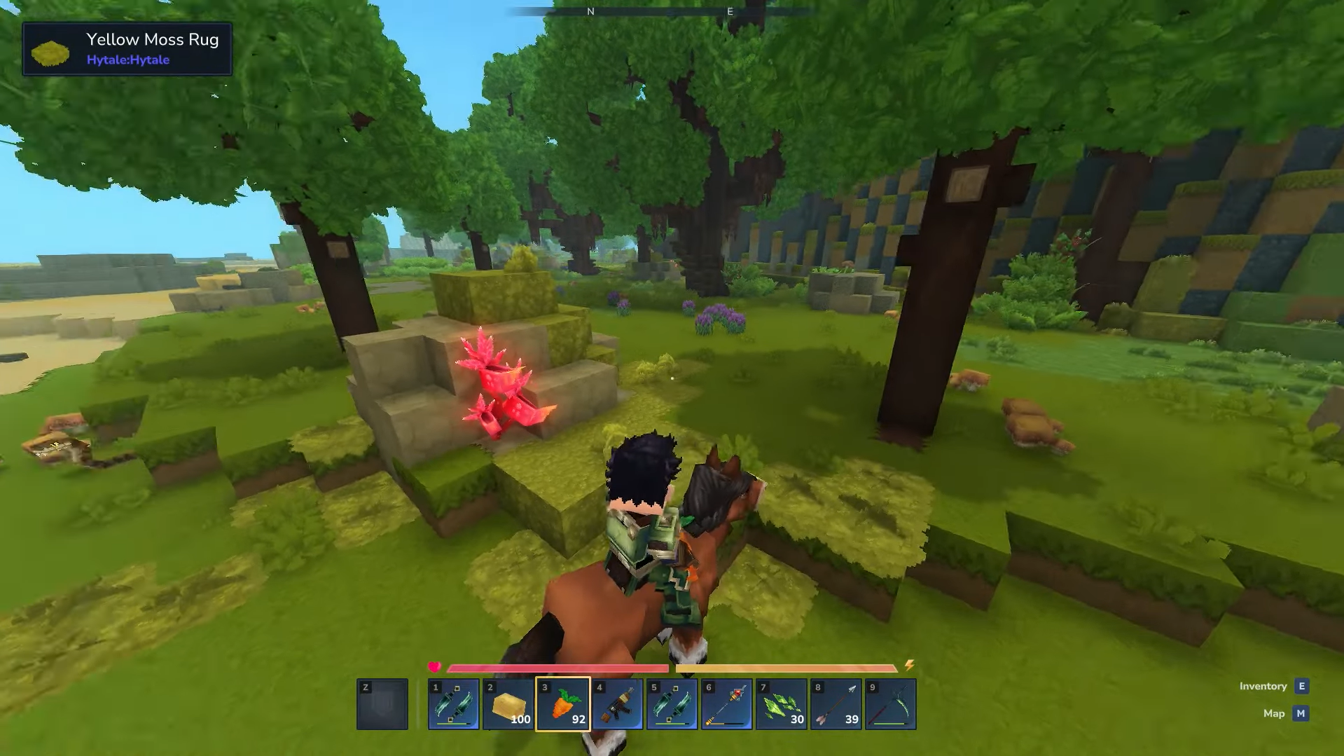 Mount the horse. Image credits: Hypixel Studios / YouTube: Udisen Games