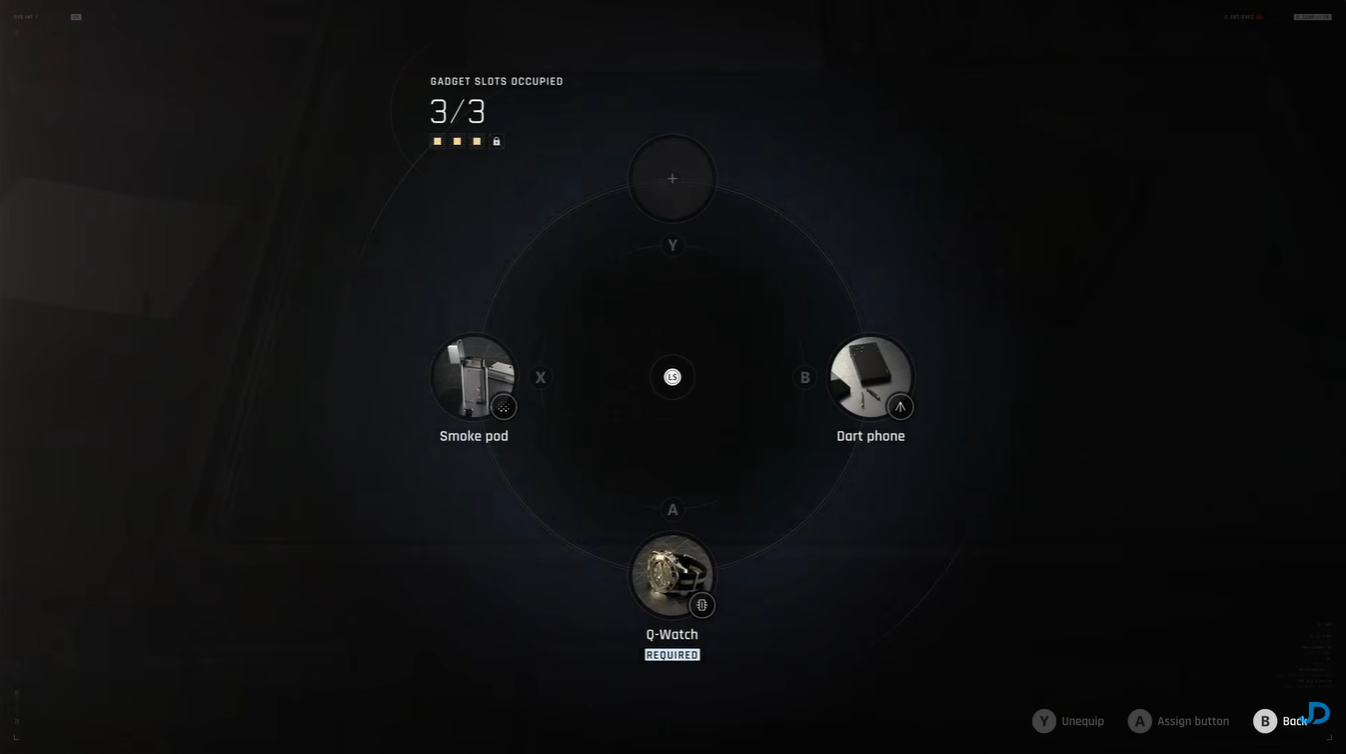 Smoke Pod, Dart Phone, and Qatch gadgets equipped in 007 First Light