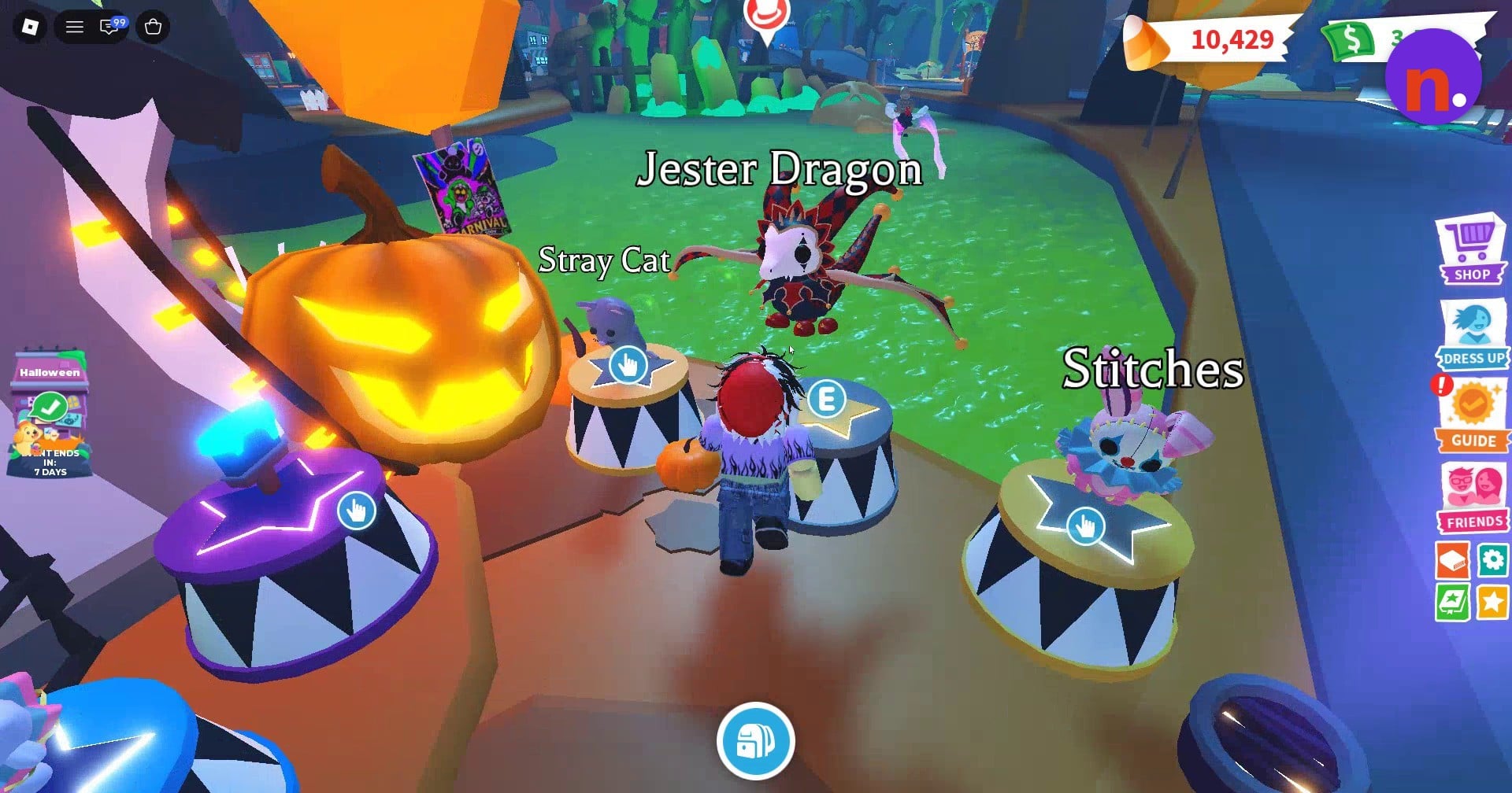 Stitches appears on the Halloween pet pedestals